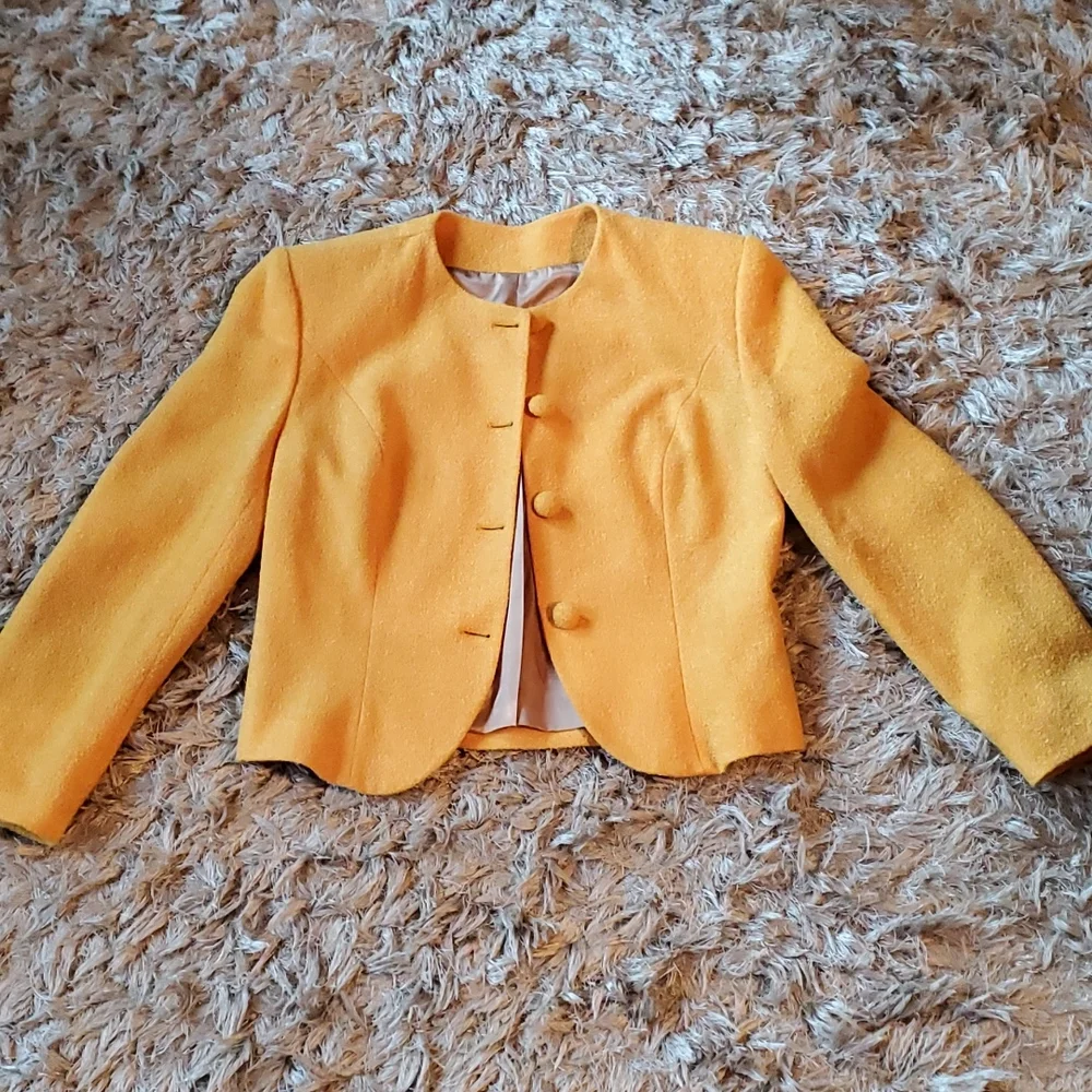 Vintage Sisley Relaxed Elegance yellow wool blazer made in Italy size M - Picture 3 of 13